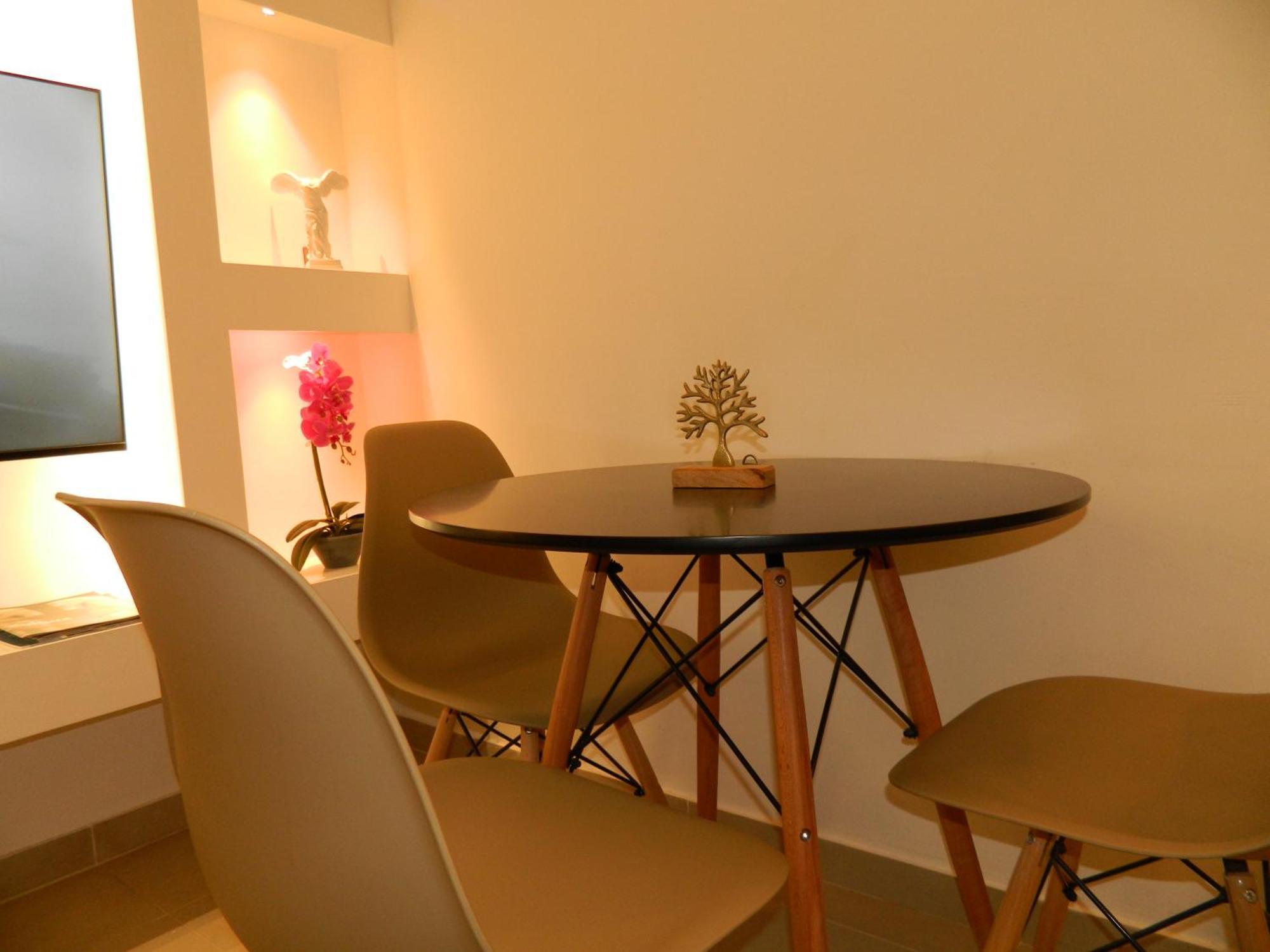 Apartment η ωραία των αθηνών *